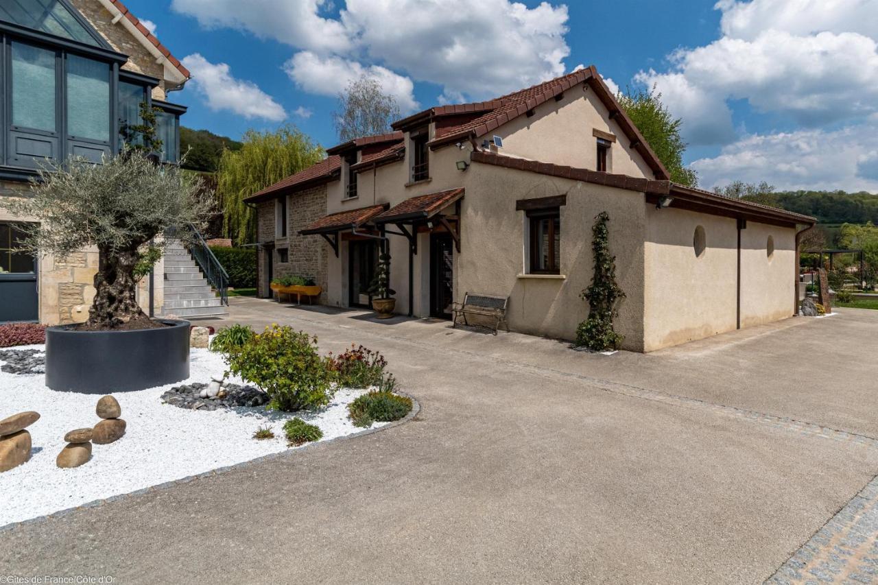 Les Gites Du Griffon Le Pin Aubigny-les-Sombernon Buitenkant foto